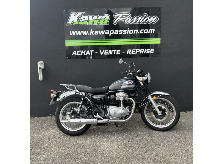 KAWASAKI W800 