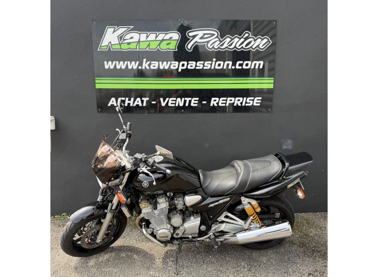 YAMAHA XJR 1300