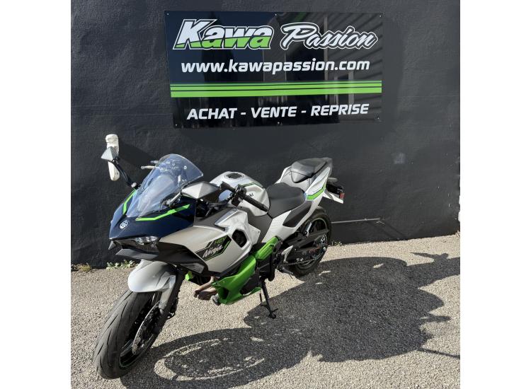 KAWASAKI Ninja 7 Hybrid